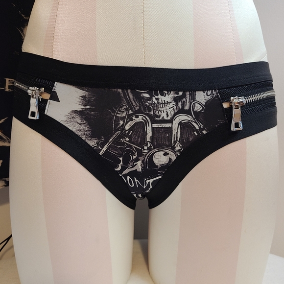 NWT Victoria's Secret X Balmain 2017 Fashion Show 3pc Set! 34D/med 🖤 - Picture 4 of 13